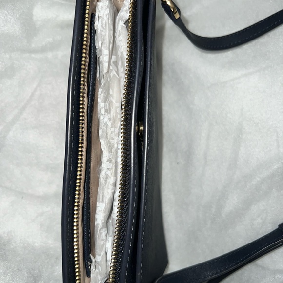 Michael Kors Jet Set Travel Convertible Crossbody - Picture 5 of 5